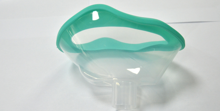 哪些因素影響雙色注塑成型精度?